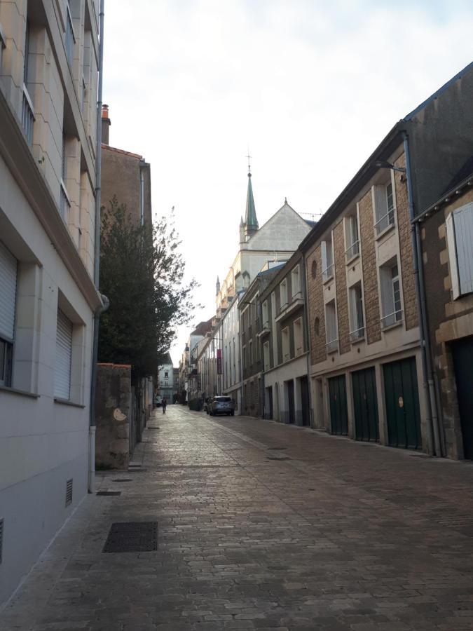 Edouard Grimaux Apartamento Poitiers Exterior foto